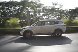 Kia Carens Body Colored Bumpers
