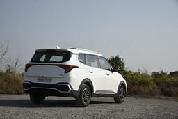 Kia Carens Rear View
