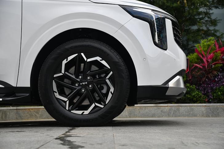 Kia Carnival Alloy Wheels True