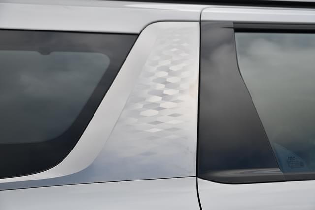 Side Glass Housing Image - 4333
