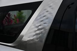 Kia Carnival Color Black