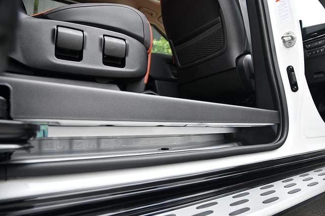 Front Door Handle Image - 4345