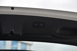 Kia Carnival Boot Open