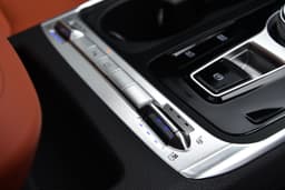 Kia Carnival Console Storage