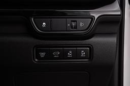 Kia Carnival Door Controls