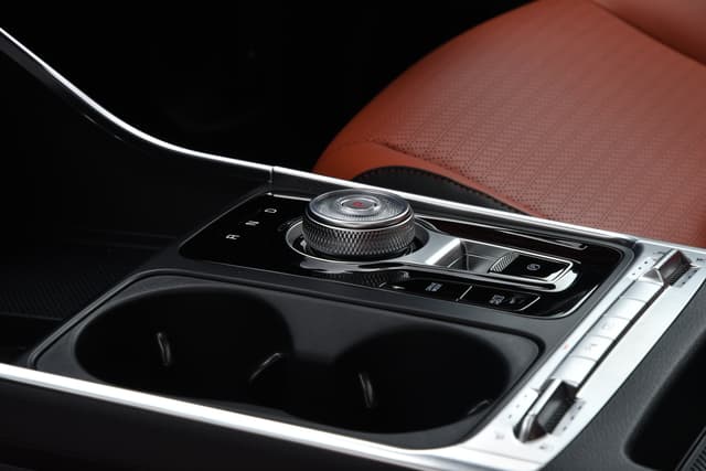 Console Storage Image - 4413