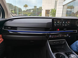 Kia Carnival Dashboard