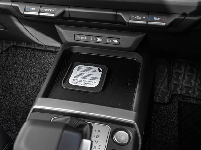 Wireless Phone Charging Image - 31468