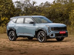 Kia Seltos Front Right Three Quarter Kia Seltos Front Right Three Quarter