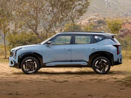 Kia Seltos Left Side View Kia Seltos Left Side View