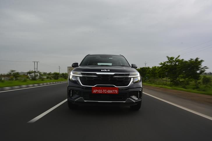 Kia Seltos Front View