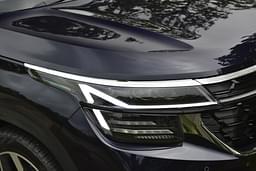 Kia Seltos Headlight