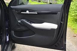 Kia Seltos Door Controls