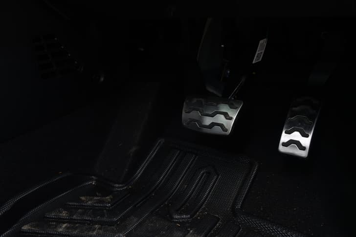 Kia Sonet Foot Controls