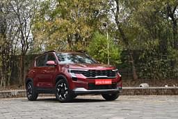 Kia Sonet Front Right Three Quarter