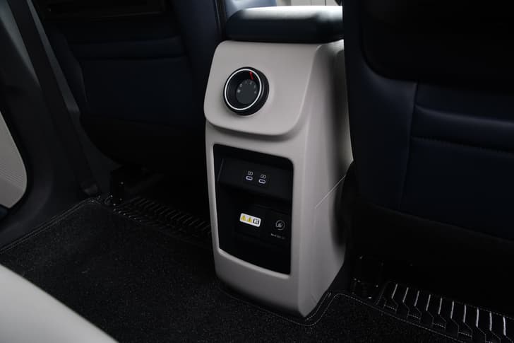 Rear Ac Vents