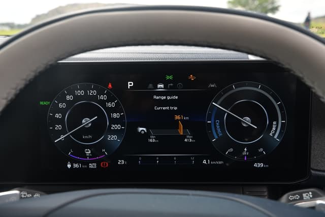 Digital Instrument Cluster Image - 19599
