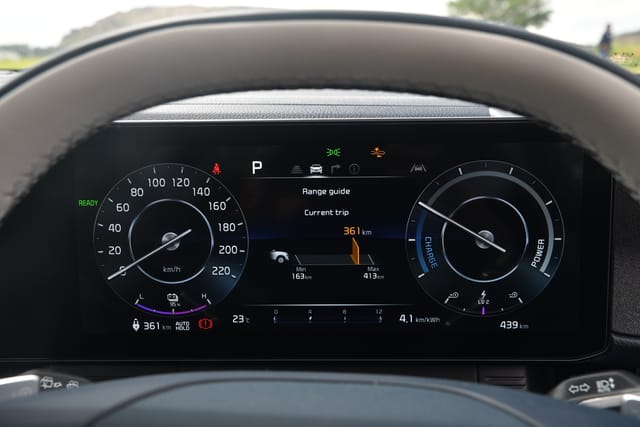 Digital Instrument Cluster