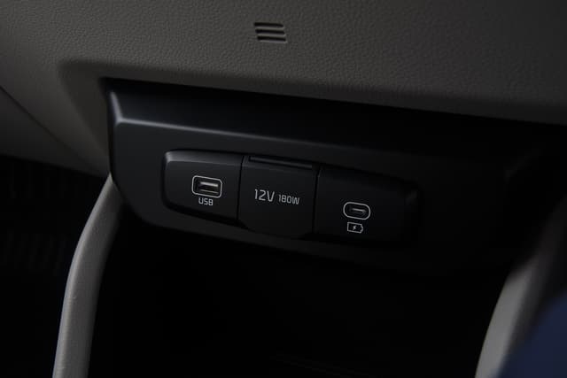 12v Front Power Outlet Image - 19576