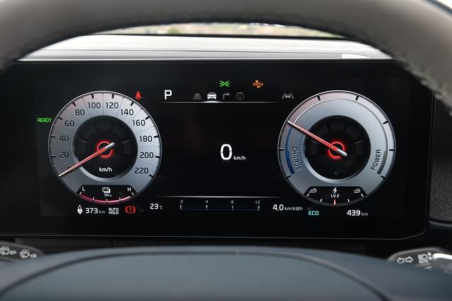 Digital Tachometer Image - 19561