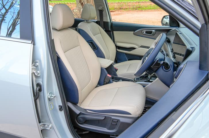 Kia Carens Clavis Dashboard Kia Carens Clavis Dashboard