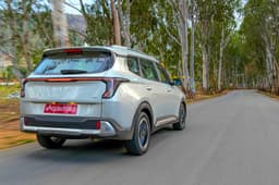 Kia Carens Clavis Rear View