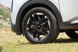 Kia Carens Clavis Alloy Wheels True