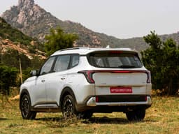 Kia Carens Clavis Rear View Kia Carens Clavis Rear View