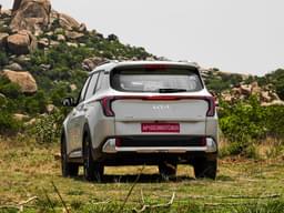 Kia Carens Clavis Rear Left Three Quarter