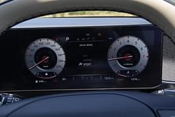 Kia Carens Clavis Dashboard