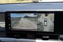 Kia Carens Clavis Infotainment System