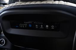 Kia Carens Clavis 