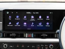 Kia Carens Clavis Dashboard