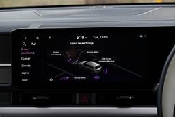 Kia Carens Clavis Dashboard