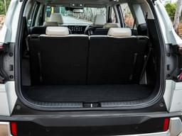 Kia Carens Clavis Boot Open