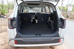 Kia Carens Clavis Rear View