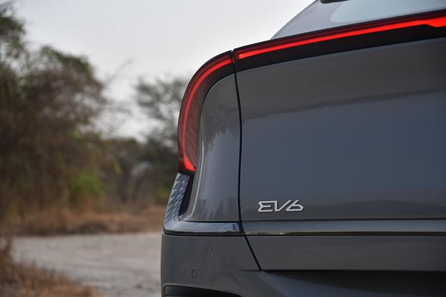 Rear View Image - 9340