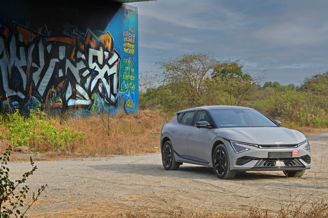 Front Left Three Quarter