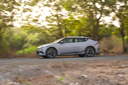 Kia Ev6 Front Right Three Quarter