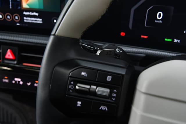 Infotainment System Image - 11143
