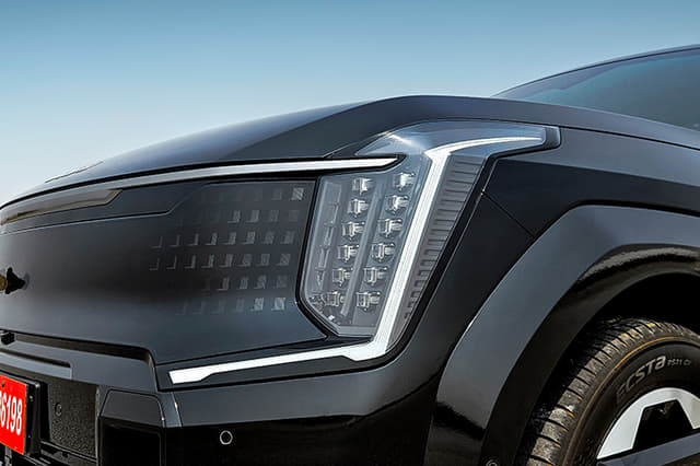 Headlight Image - 33916