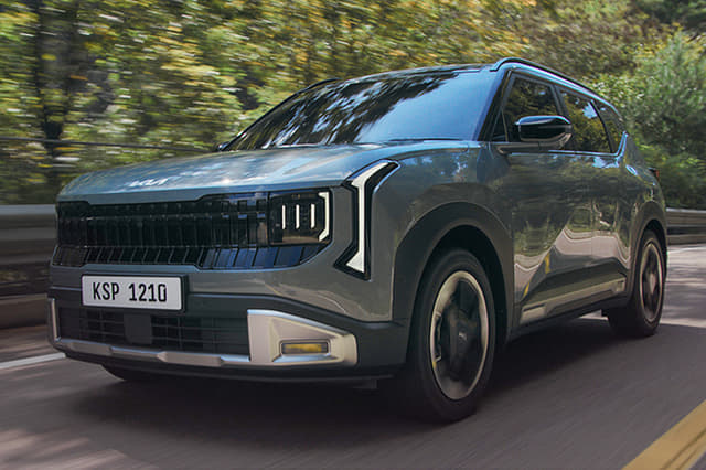 Front Right Three Quarter