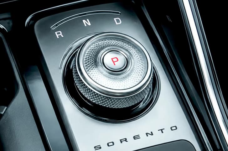 Kia Sorento Color Black, Silver Kia Sorento Color Black, Silver