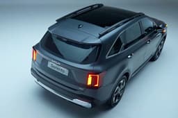 Kia Sorento Rear Right Three Quarter Kia Sorento Rear Right Three Quarter