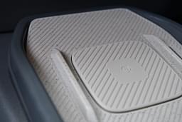 Kia Syros Charging Ports