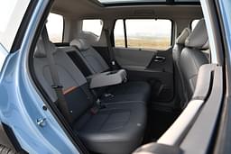Kia Syros Second Row Seats