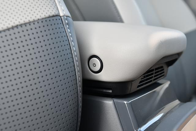 Driver Armrest Storage Image - 1450