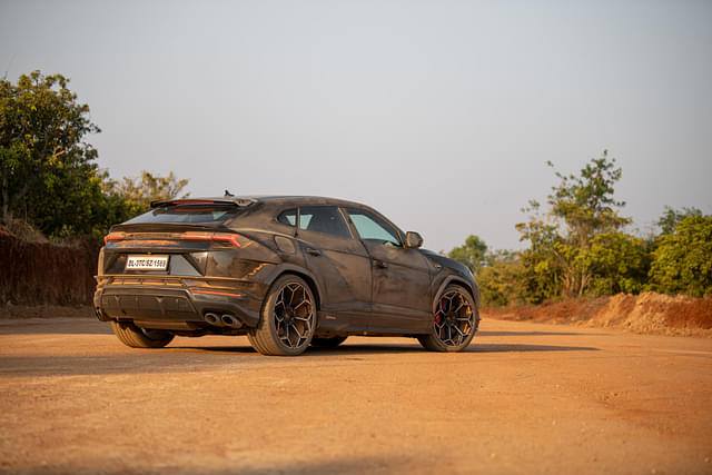 Rear View Image - 4974