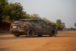 Lamborghini Urus Rear View Lamborghini Urus Rear View
