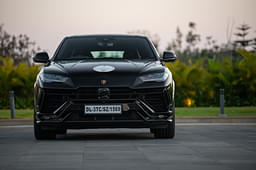 Lamborghini Urus Front View